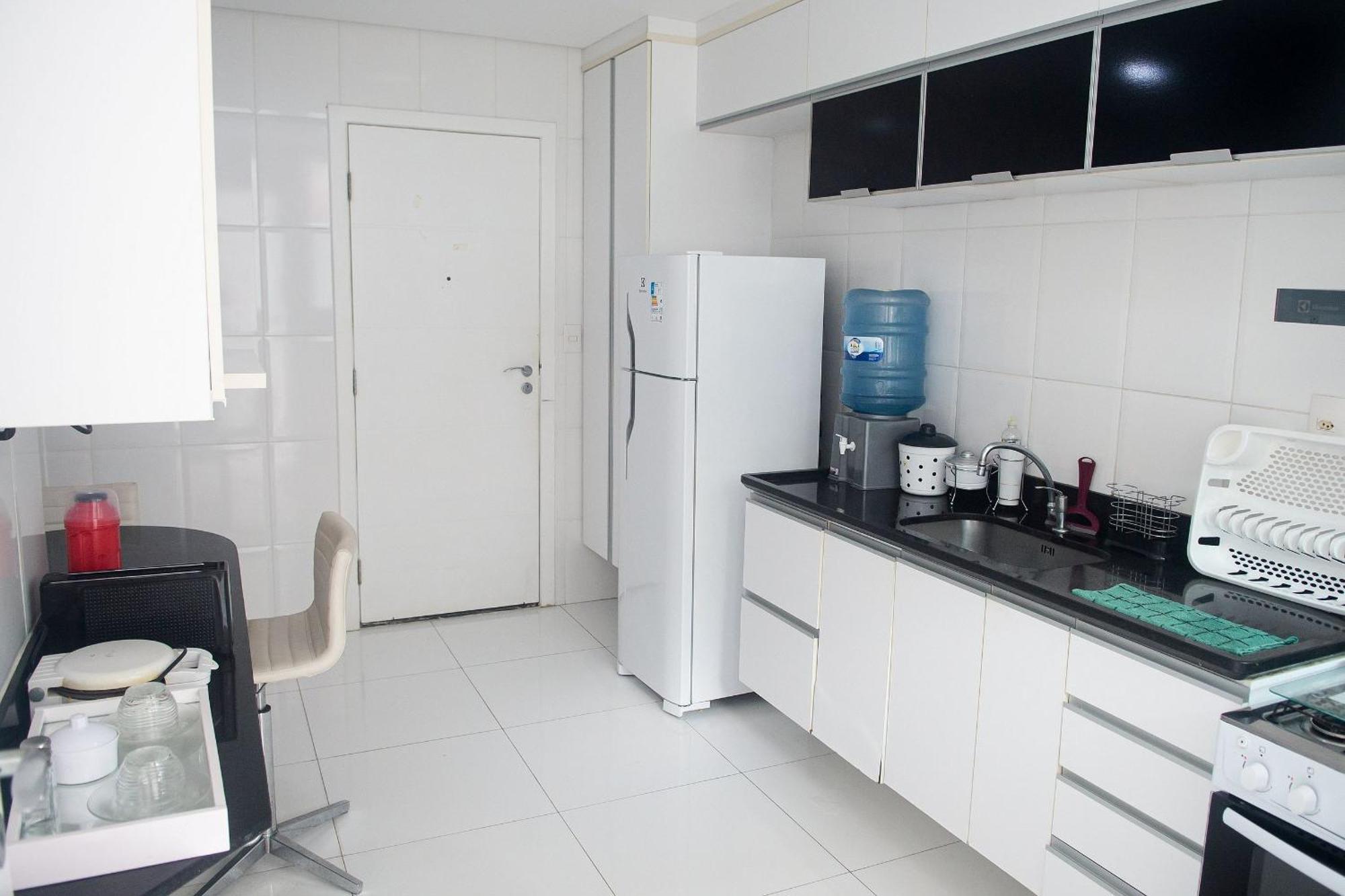 Cobertura De Luxo Com Piscina E Churrasqueira Na Do * Cabo Frio